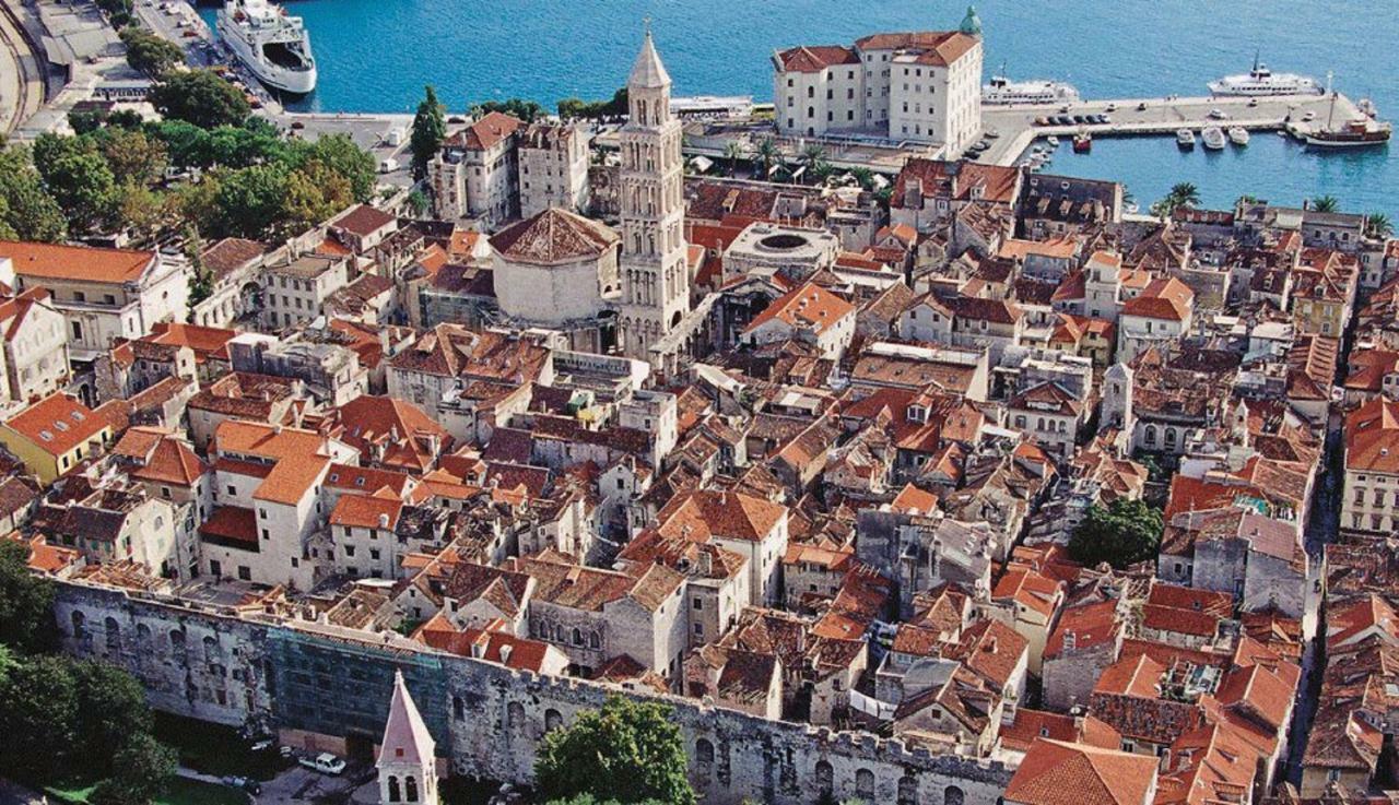 Apartment Morovic Kaštela Kültér fotó